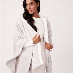 Giant Knit Effect Plush Hooded Cape